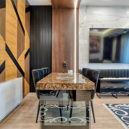 Luxury Veselic アパート ヴァリェヴォ